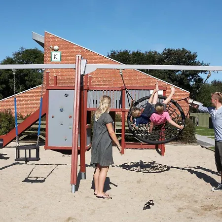 Vakantiehuis Holiday Xcvii *